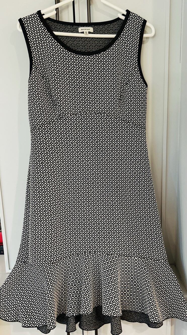 Max Studio Dress Women M Black White Geometric Print Sleeveless Ruffle Textured
